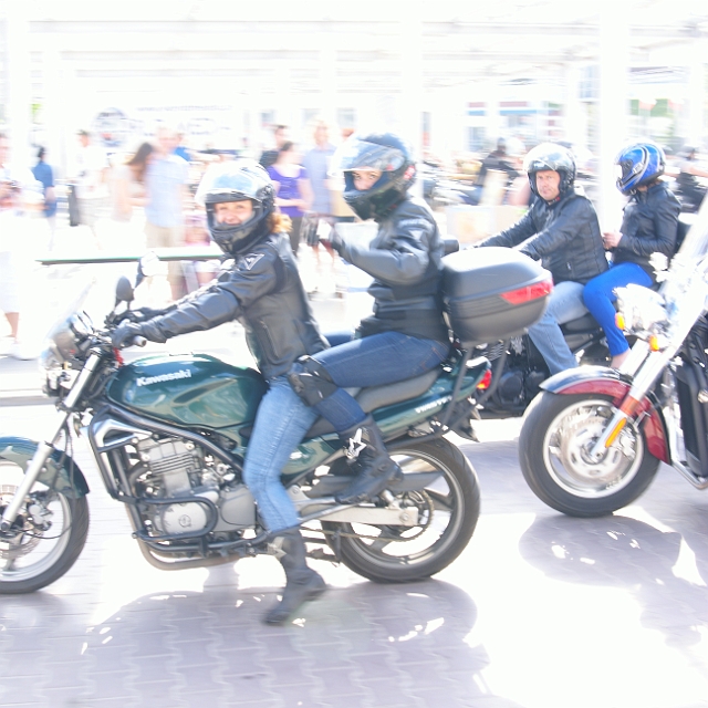 DSC00914.JPG - Kobiety w siodłach. Zlot motocyklowy.